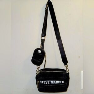 Steve Madden Black Crossbody Bag Set Execellent Conditon